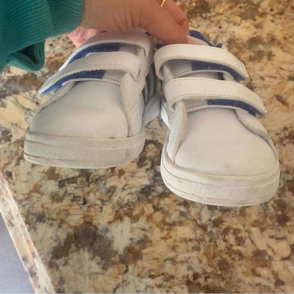 Adidas Grand Court 2.0 Kids White Blue Camo Velcro Sneakers Size 6.5 - Picture 7 of 16